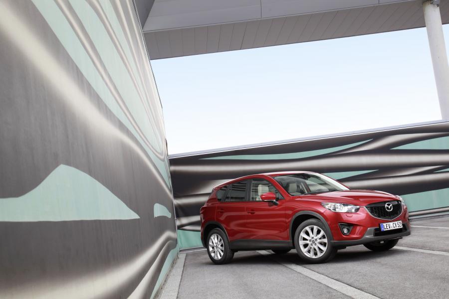  Mazda CX-5 2012 года  (фото 35 из 229)